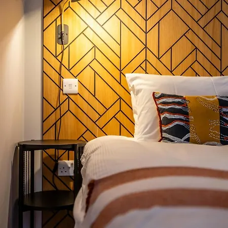 The Siding - Option Of Super King Bed Or 2 Singles *